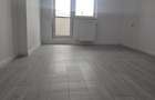 Apartament cu 3 camere decomandat în Păcii - 1