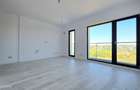 Apartament cu 3 camere semidecomandat în Colentina - 1