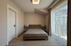 Apartament cu 3 camere decomandat în Tractorul - 12