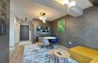 Apartament cu 4 camere decomandat în Central - 18