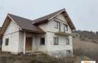 Casa la rosu de vanzare in Alba Iulia - 1