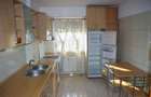 Apartament cu 3 camere decomandat în Văcăresti - 1