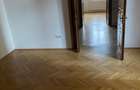 Casă individuală cu 12 camere cu Teren 100 Mp în Calea Călărașilor - 5