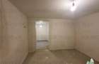 Colt de rai la tara doua case renovate cu baie, livada si vita de vie