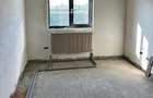 Casă cu 4 camere cu Teren 350 Mp în 1 Decembrie - 2