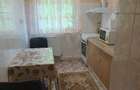 Apartament cu 2 camere decomandat în CET - 5