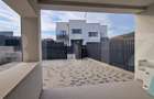 Duplex cu 4 camere cu Canalizare în Exterior Est - 2 Duplex cu 4 camere cu Canalizare în Exterior Est - 2