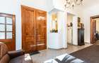 Apartament cu 5 camere circular în Central - 6