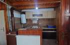 Casă cu 3 camere cu Teren 589 Mp în Bucureșci - 4