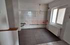 Apartament cu 3 camere decomandat în Giurgiului - 19
