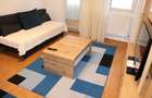 Apartament cu 3 camere semidecomandat în Central - 1