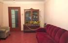 Apartament cu 3 camere decomandat în Tei - 2