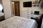 Apartament cu 3 camere decomandat în Tractorul - 5