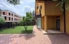 Vila Duplex Premium de Vanzare in Pipera Erou Iancu | 287 mpu | Curte - 13