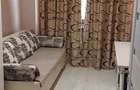 Apartament cu 3 camere decomandat în Trocadero - 2