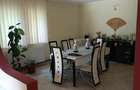 Casă individuală cu 10 camere cu Teren 1000 Mp în Central - 5 Casă individuală cu 10 camere cu Teren 1000 Mp în Central - 5