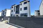 Apartament cu 3 camere decomandat în Sânpetru - 12