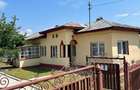 Casă cu 4 camere în Mihăilești - 2
