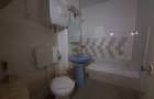 Apartament cu 2 camere decomandat în Km 5 - 11