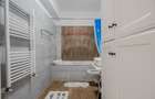 Apartament cu 2 camere decomandat în 13 Decembrie - 19
