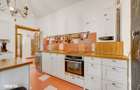Comision 0% - Vila 5 camere, 4 dormitoare, teren 282mp in Sector 1 - 8