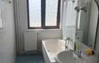 Inchiriez apartament doua camere! Zona centrala! - 4