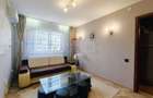 Apartament 3 camere, Cartierul Florilor, Boxă și parcare - 2