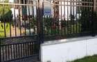 Casă cu Teren 1400 Mp în Central - 2