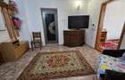 Inchiriez pe TERMEN SCURT apartament cu trei camere str Universitatii - 9