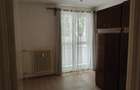 Apartament cu 3 camere semidecomandat în Berceni - 1