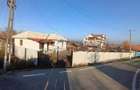 Vand casa cu 3 camere - 1