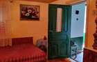 Casa cu teren de vanzare