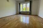 De vânzare apartament cochet cu 4 camere – Primăverii