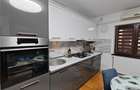 Apartament 3 camere cf 1 semidecomandat zona Crang - 3