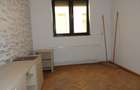 Spatiu comercial 79 mp acces stradal zona centrala langa Hotel Anirok - 17
