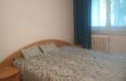 Inchiriez apartament 3 camere sector 4 - 2