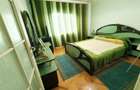 vand ap.spatios , 3 camere , central Oradea - 1