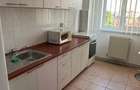 Inchiriez Apartament cu 2 camere, decomandat - 6