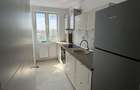 inchiriez apartament doua camere Berceni S4 - 6
