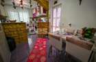 Vila cu etaj si mansarda, teren 7.200 mp, 1.550 mp intrav... - Balteni (Iasi)