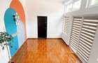 Spatiu comercial/birou - 5