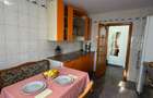 Apartament cu 3 camere decomandat în Narcisa - 6