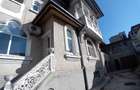 Casă cu 11 camere cu Teren 443 Mp în Vitan - 6