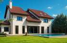 Casă individuală cu 8 camere cu Canalizare în Iancu Nicolae - 3 Casă individuală cu 8 camere cu Canalizare în Iancu Nicolae - 3