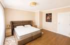 Apartament premium, zona Subcetate, 3 camere, 2 bai, loc parcare, sala, piscina - 9