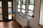 Casă individuală cu 3 camere cu Canalizare în Central - 3