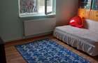 Casă cu 7 camere cu Teren 1000 Mp în București - 4