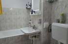 Apartament cu 3 camere decomandat în Tractorul - 7