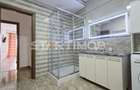 Apartament cu 2 camere decomandat în Tractorul - 9