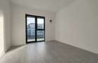 Apartament cu 3 camere decomandat în Titan - 9